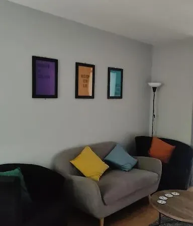 Location! 2 Bed City Centre With Free Parking Belfast Exterior photo